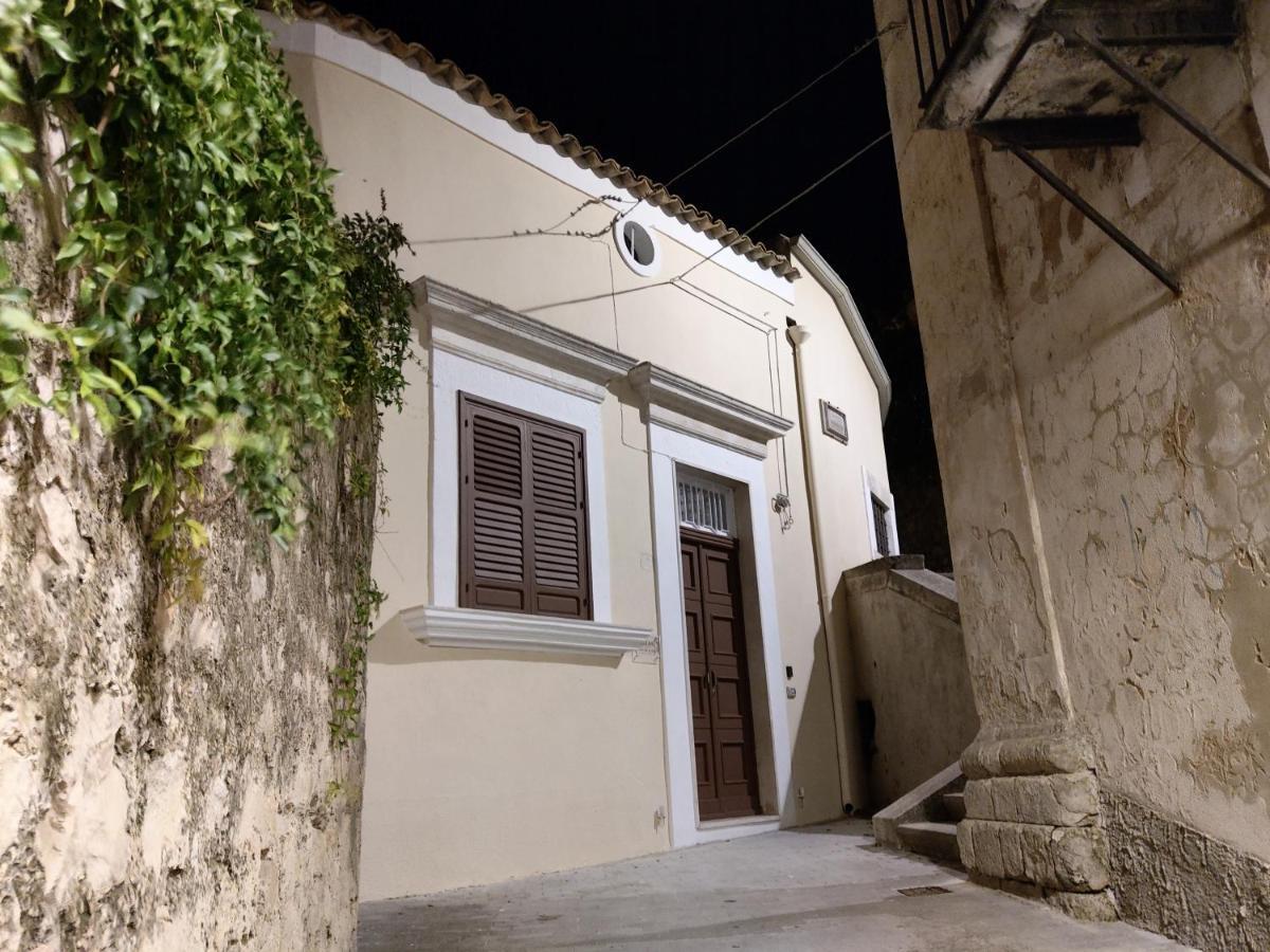Casa Mavi Limite Delle Due Matrici Villa Modica Buitenkant foto